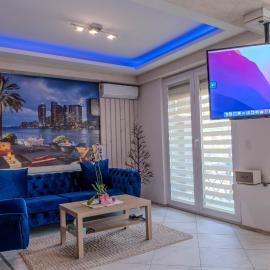 Couples Apartment with Jacuzzi - Near the Lake