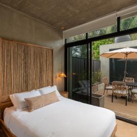 The Digital Nomad Den