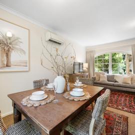 Toorak Escape - Serene Stay near Burnside Village, Hotel in Rose Park