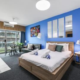 Darwin Done Right King Studio with Full Kitchen