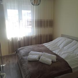 Удобство - 3 – hotel w mieście Petricz