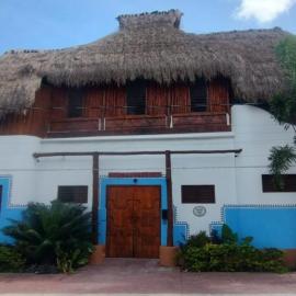 Casa Azul - Casa Maya in downtown Bacalar