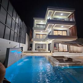 villa familia tanger, hotel in Aïn Zeïtoûria