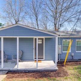 < 3 Mi to Downtown Greenville! Convenient 2BR Home