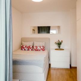 Wohnen bei frau tinz - Family Apartment - 2 bis 4 Personen, Bahnhof- und Zentrumsnähe, hotel in Neunkirchen
