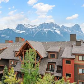 Magnificent Mountain Penthouse - Pool & Hot Tub