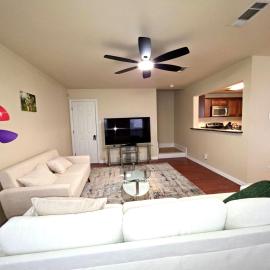 Spacious 3BR Near ATT Stadium - FIFA WorldCup2026, hotel em Arlington