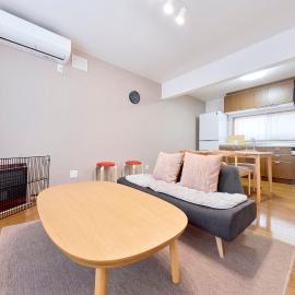 マッシモナガヤマ 旭川市永山 貸切一軒家, hotel in Asahikawa