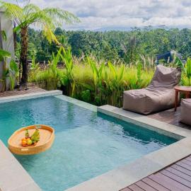 Kamar pribadi dengan kolam renang pribadi,pemandangan gunung, hotel en Susut