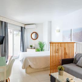 nice seafront apartment