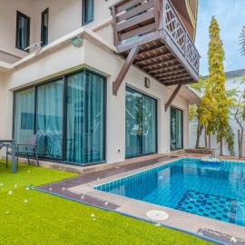 Thai Home INS-style pool Villa 3BR near Hollywood