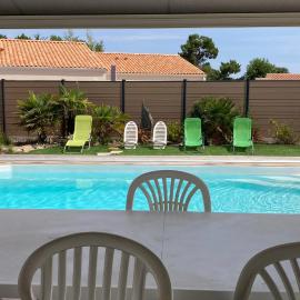 Villa turquoise - piscine privée, terrasse bois