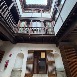 Apartamentos Las Fuentes Toledo Centro, hotell i Toledo