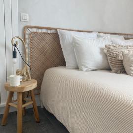 The Conservatory, a cosy private attic located central between Ghent Antwerp Brussels, hotel v destinácii Lokeren