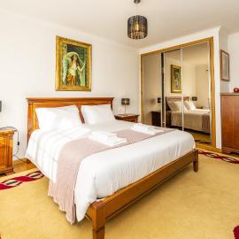 Family Beach House in Amorosa, Northern Portugal, hotel in Amorosa