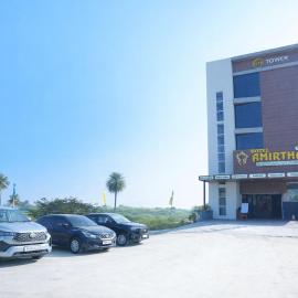 Hotel Amirtham, hotel a Tiruttani