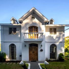Winterbourne Chalet