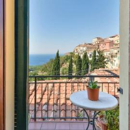 Vista su Montecristo - Goelba, hotel i Capoliveri