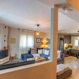 Nicki's cozy apartment!