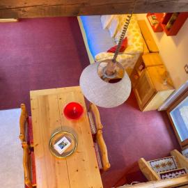 Mansarda stile cottage nel cuore delle Dolomiti, hotel en Moena