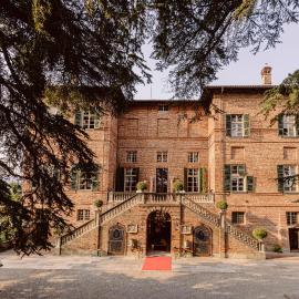 Castello di Casalborgone, Luxury Italian Castle Hotel, hotell i Casalborgone