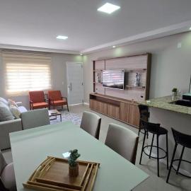Casa de 2 quartos, moderna, garagem para 2 carros, hotel u gradu 'Santana do Livramento'