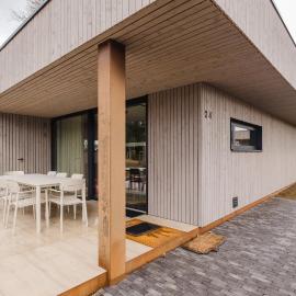 Nature Lake Village – Villa Homely n°24 – 8 personnes avec jacuzzi, hotell i Bullange