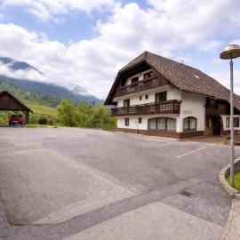 Apartments Bor