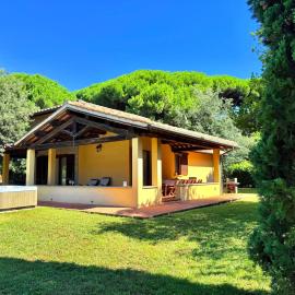 Ville Di Villa Biserno, hotel in San Vincenzo