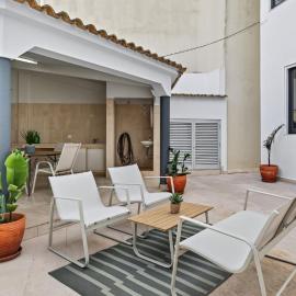 Loulé Sunny Retreat by LovelyStay, hotel a Loulé