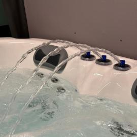 Romantic getaway with private hot tub, ξενοδοχείο στο Μπέλφαστ