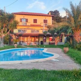 Villa Vista Stromboli, hotell i Falerna Marina