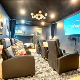 Theater and game rooms 5 bedrooms 2 king size beds TikTok and social media wall