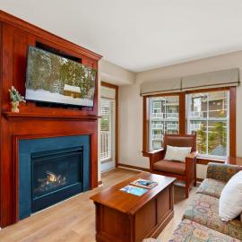 AS 339 Pool-View Balcony Ski-InOut 5-Star Rated Sleeps 5, hotel a Snowshoe