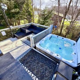 Lovely Hot Tub Caravan in Northumberland, Free Golf Access, Dog Friendly, hotel v destinaci Swarland