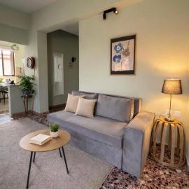The Citrus Yard in Politika, 2 bedrooms apartment โรงแรมในโปลิติกา