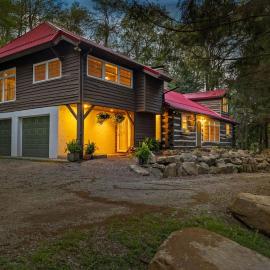 Casa Delle Storie Historic Cabin in the Highlands, hotel v destinaci Champion
