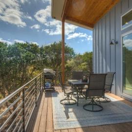 Stunning Lake Home with Pool-Beach-Gym-Boat Access