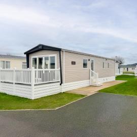 The Retreat - An Luxurious Caravan in Towyn, Wales