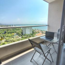 Hermoso apartameto con vista al mar 1301
