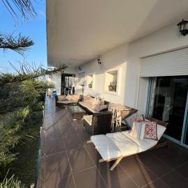 Eden Island Exceptional 5 Stay, hotel a Bouznika