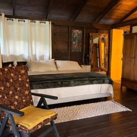 My Mountain Home - Le Chalet, hôtel à Afaahiti