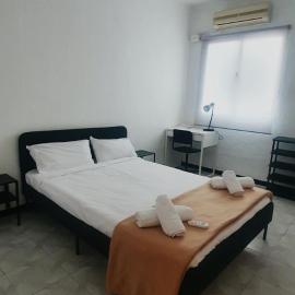 Tranquila, Céntrica y Luminosa Habitación de Matrimonio en Vivienda Compartida