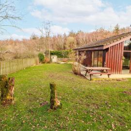 26 Dukes Meadow