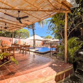 Jungalow: Gili Trawangan şehrinde bir otel