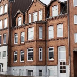 Stilvolle Altbauwohnung in zentraler Lage, hotelli Kielissä