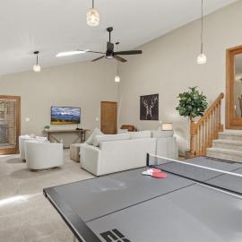 Spacious Retreat with Ping Pong and playset