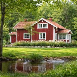 Vallevägen Country Retreat - Private Pond, Fireplace & Nature
