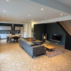 Happy Duplex