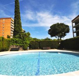 Oasis in Santa Susanna, amazing apartment with pool
